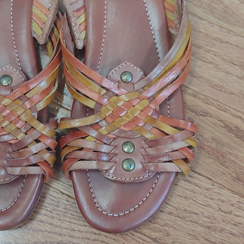 FINAL! 🚨Frye leather flat sandals womens 8 1/2 B - Picture 3 of 8